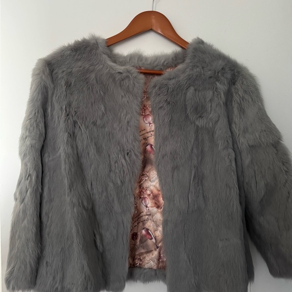 Chic Gray Rabbit Fur Jacket - Picture 1 of 3